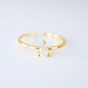 Slim Brilliant Pear Cut Solitaire Crystals Ring 18K Gold S925 Silver Adjustable